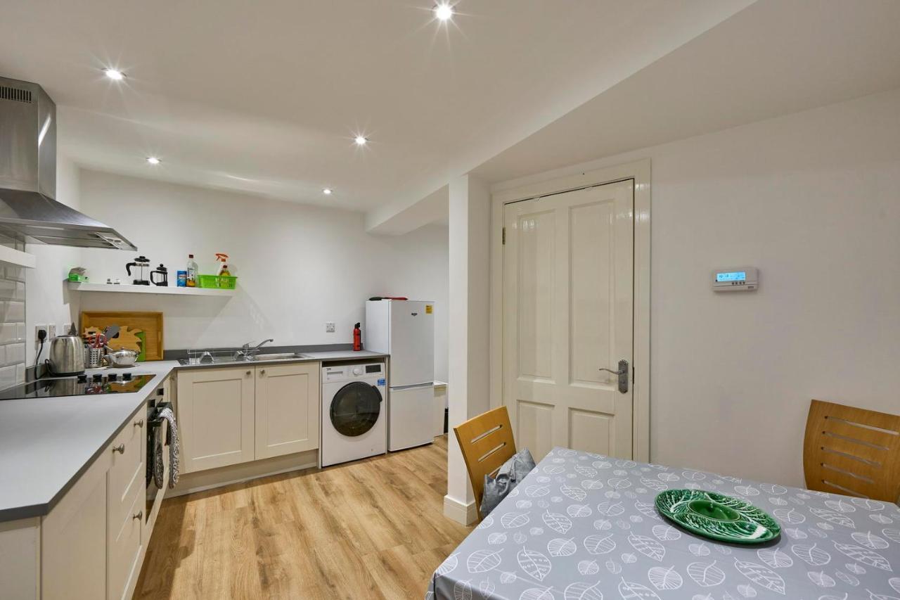 Central, Newly Refurbished Cottage In Portaferry Buitenkant foto